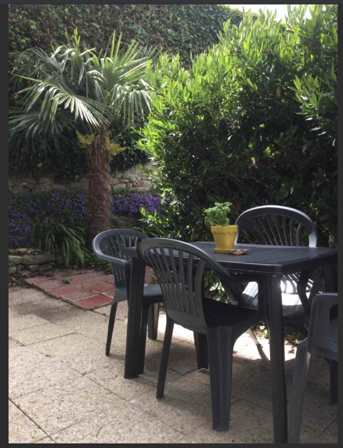 La casa de Sophie T3 avec jardinet, Parking privé - Port de Vannes Exterior foto